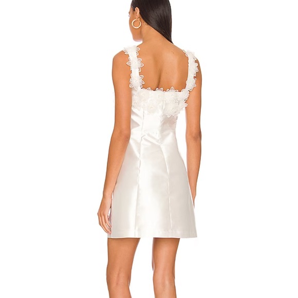 New with tags ELLIATT Elder Dress in White - Picture 2 of 7